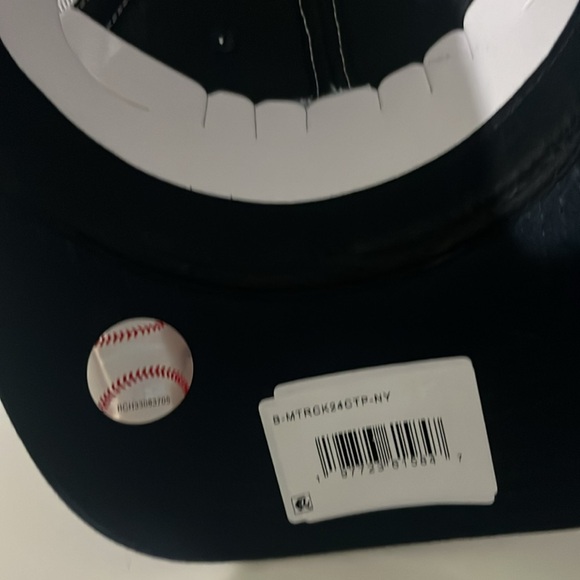 New Seattle Mariners MLB Fan Favorite Trucker Hat One Size Fits All Adjustable - Picture 6 of 10